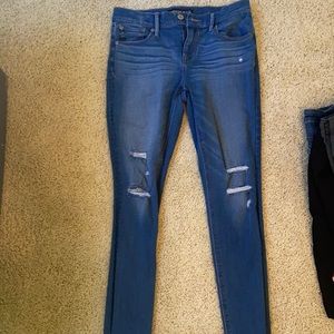 Express distressed jeans size 8